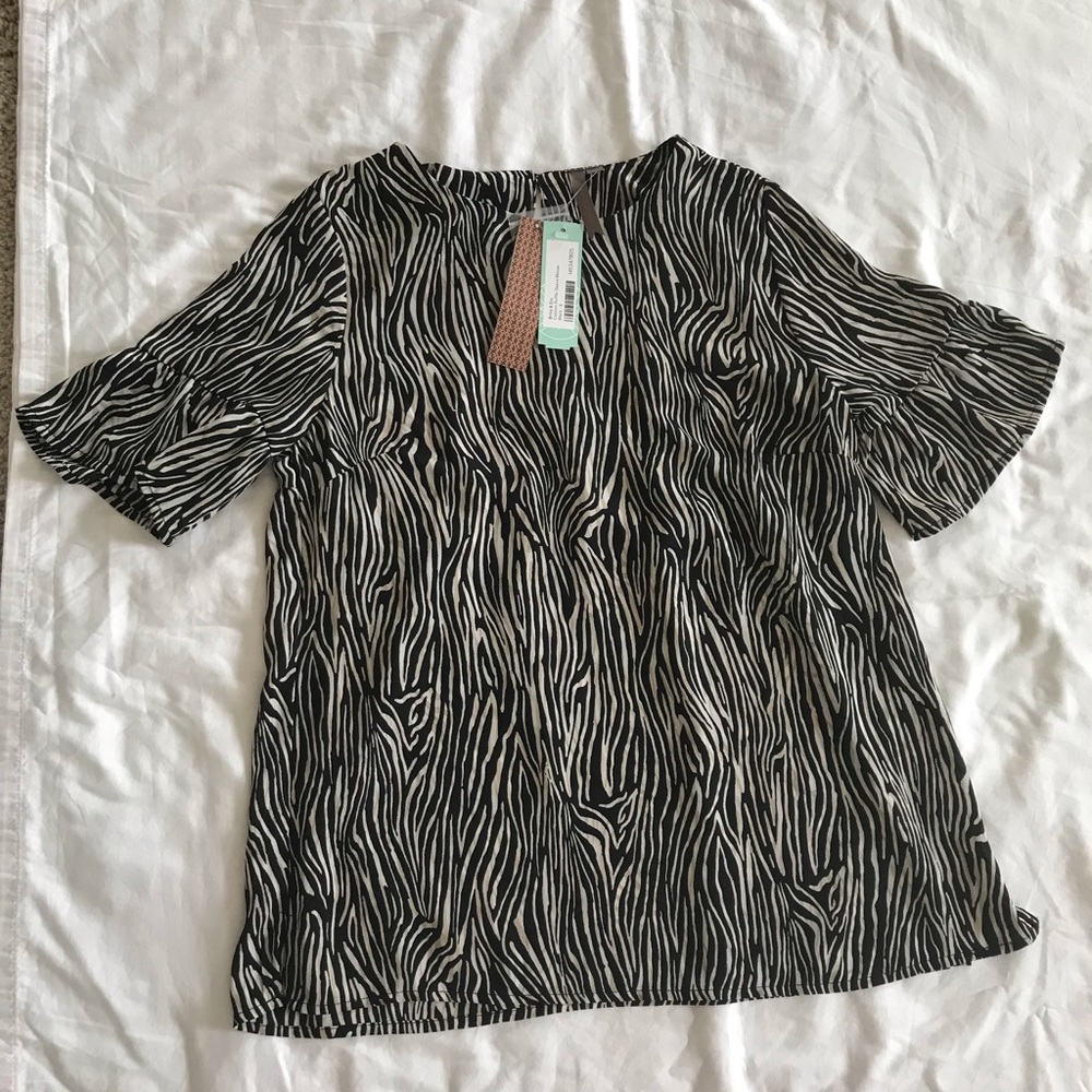 Brina & Em zebra print colsten ruffle sleeve Black